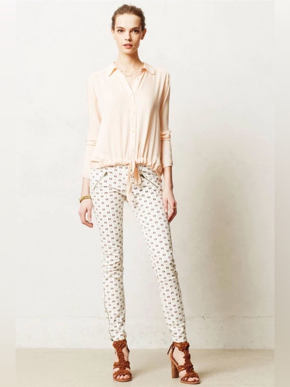 Anthropologie Pilcro Serif Skinny Jeans NWT Size 26 White Red Print Ankle Zip